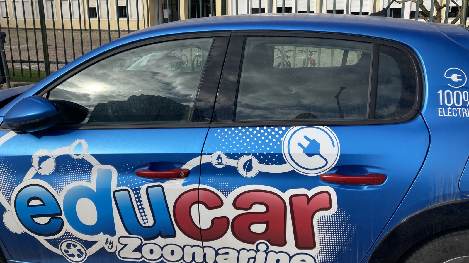 O EDUCar do Zoomarine visitou a nossa Escola