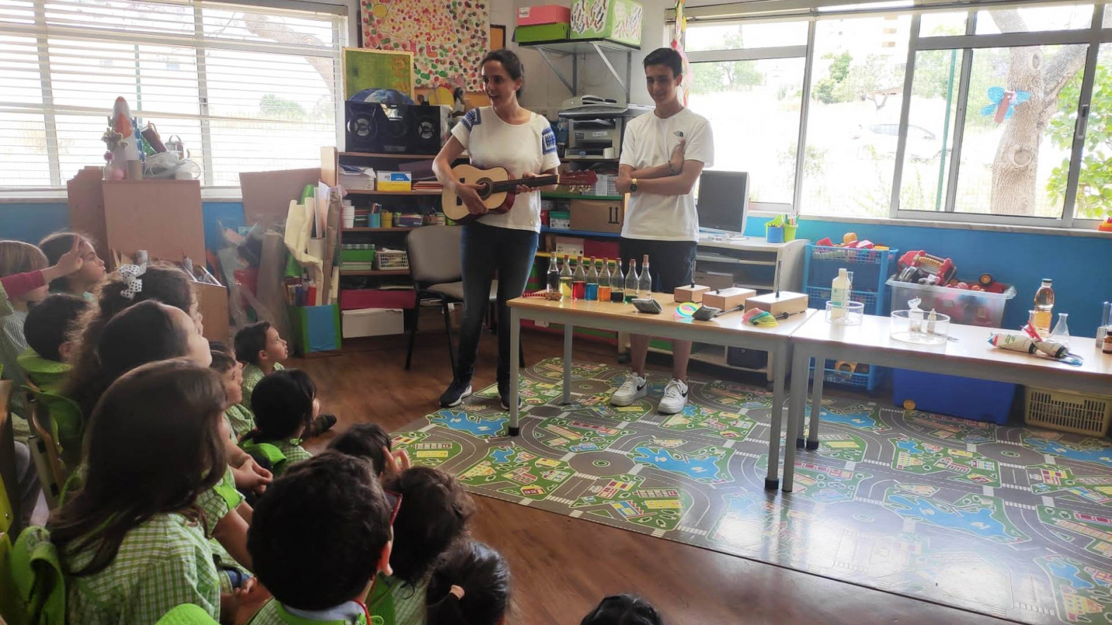 Projeto "Pequenos Grandes Cientistas"