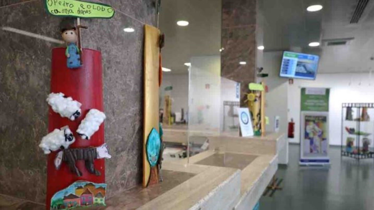 Exposição ‘Histórias que ‘telham’ Corações’ em exibição na EMARP