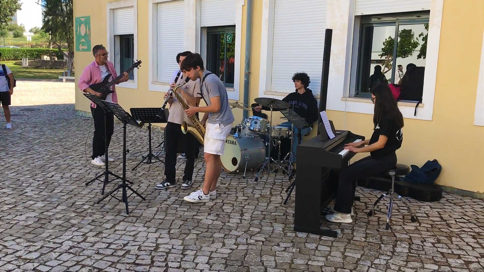 A Música Acontece 3- Flashmob Jazz