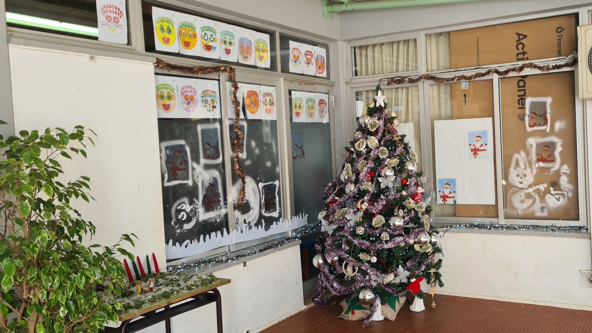 Árvore de Natal Sustentável une criatividade e comunidade na EB1 Chão das Donas