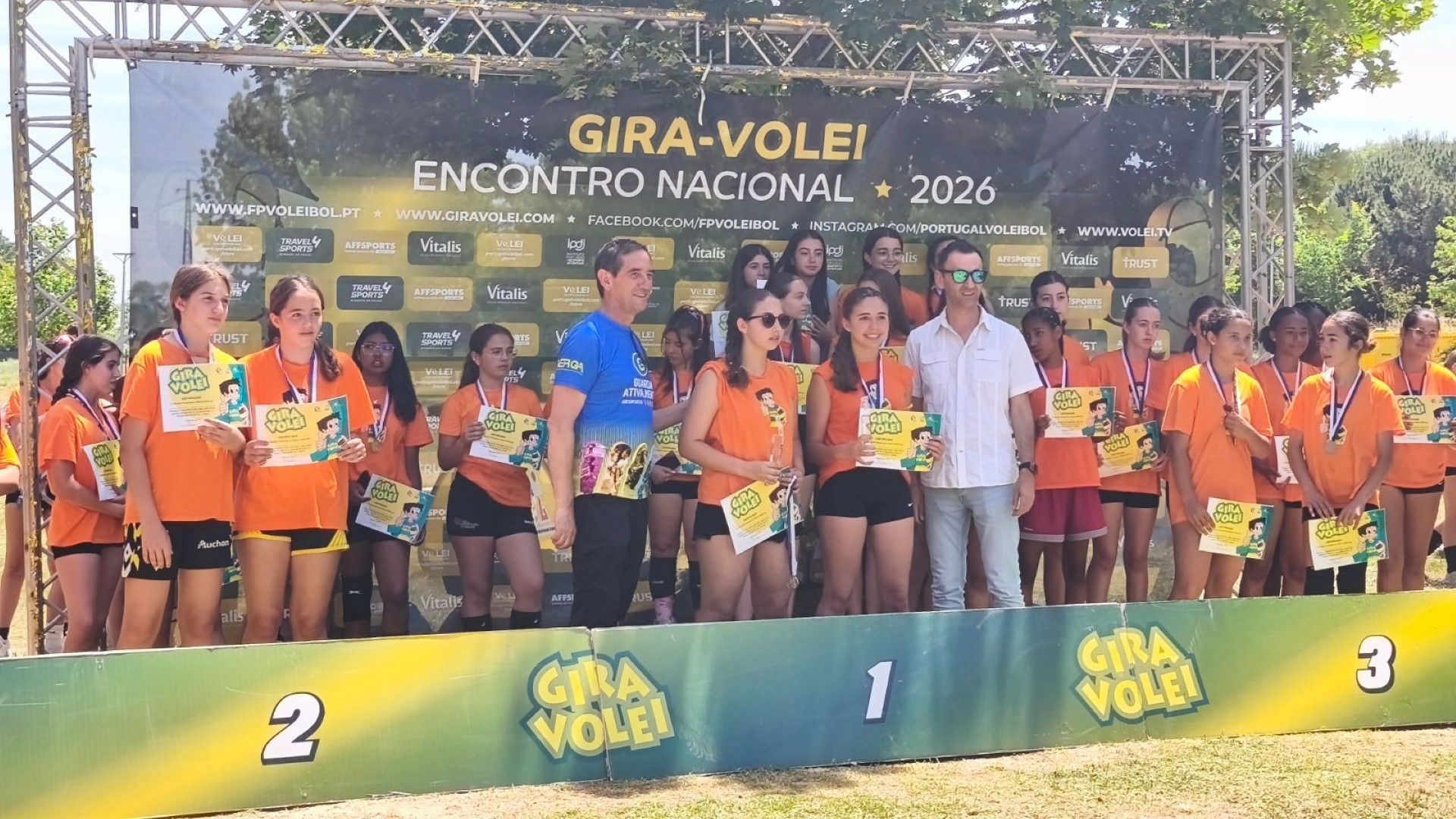 Dupla do Agrupamento conquista 3.º lugar nacional no Gira-Volei